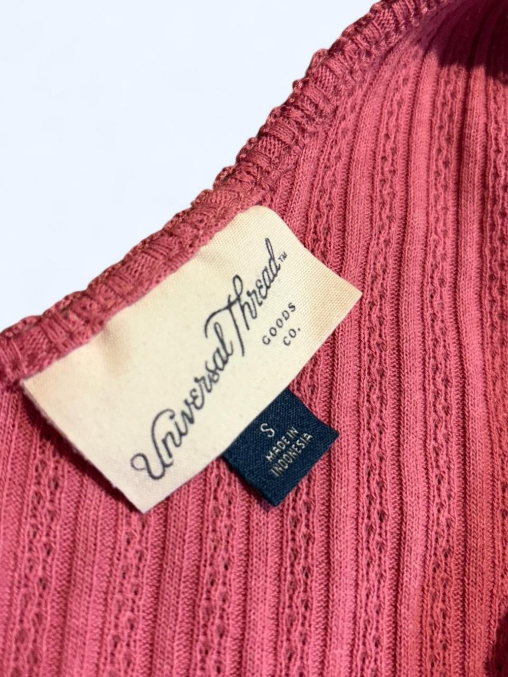 Universal Thread Ribbed V-Neck Tank Top - Rose - Picture 4 of 5